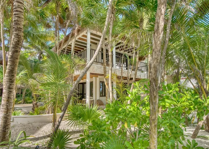 Corazon Bungalows, Hotel