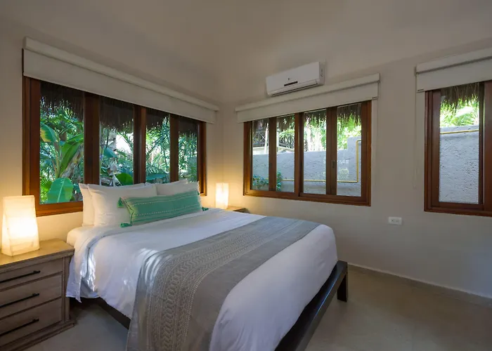 Hotel Corazon Bungalows,